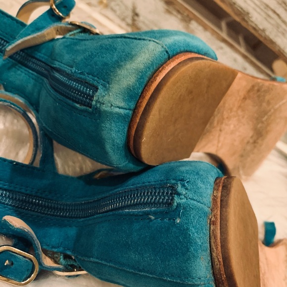 Sandals bundle - Picture 11 of 11